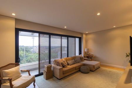 Casa de condomínio à venda com 280m², 3 quartos e 4 vagasSala de TV