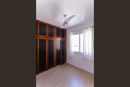 Apartamento à venda com 57m², 2 quartos e 1 vaga Apartamento à venda com 57m², 2 quartos e 1 vagaQuarto 1