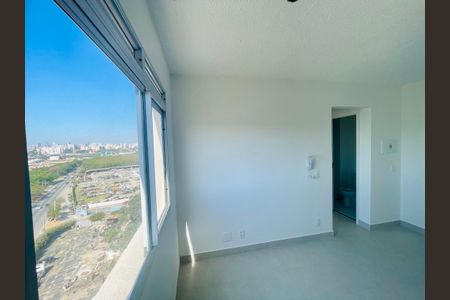Apartamento à venda com 32m², 2 quartos e sem vaga Apartamento à venda com 32m², 2 quartos e sem vagaSala
