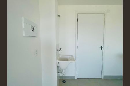 Apartamento à venda com 32m², 2 quartos e sem vaga Apartamento à venda com 32m², 2 quartos e sem vagaÁrea de Serviço
