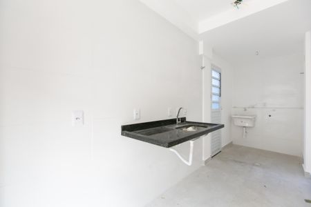 Apartamento à venda com 40m², 2 quartos e 1 vaga Apartamento à venda com 40m², 2 quartos e 1 vagaCozinha e Área de Serviço