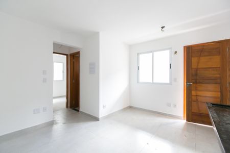 Apartamento à venda com 40m², 2 quartos e 1 vaga Apartamento à venda com 40m², 2 quartos e 1 vagaCozinha e Área de Serviço