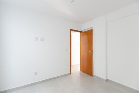 Apartamento à venda com 40m², 2 quartos e 1 vaga Apartamento à venda com 40m², 2 quartos e 1 vagaQuarto 1