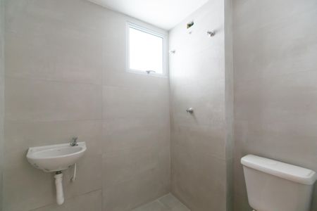 Apartamento à venda com 40m², 2 quartos e 1 vaga Apartamento à venda com 40m², 2 quartos e 1 vagaBanheiro