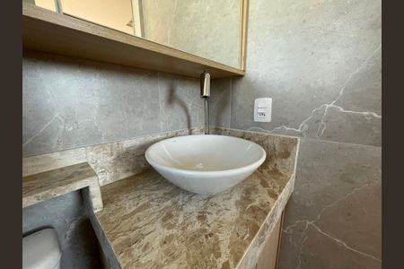 Apartamento para alugar com 74m², 3 quartos e 1 vagaBanheiro da Suíte 1