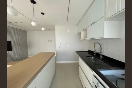 Apartamento para alugar com 74m², 3 quartos e 1 vagaCozinha e Área de Serviço