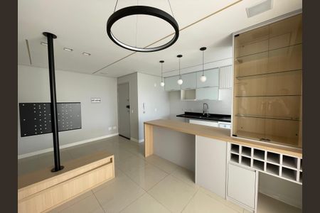 Sala de apartamento para alugar com 3 quartos, 74m² em Gramado, Cotia