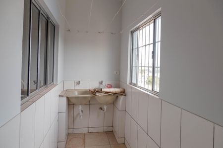 Casa para alugar com 75m², 2 quartos e 1 vagaÁrea de Serviço