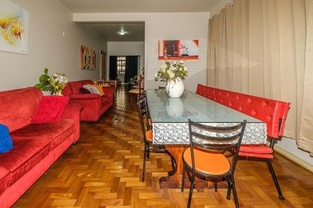 Apartamento à venda com 190m², 4 quartos e sem vaga Apartamento à venda com 190m², 4 quartos e sem vagaSala de Jantar