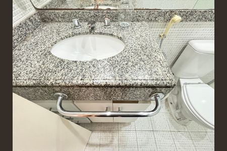 Apartamento para alugar com 69m², 1 quarto e sem vaga