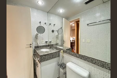 Apartamento para alugar com 69m², 1 quarto e sem vaga Apartamento para alugar com 69m², 1 quarto e sem vagaBanheiro