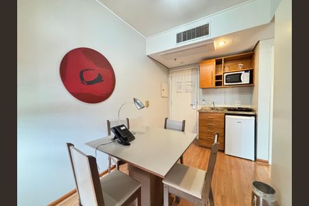 Apartamento para alugar com 69m², 1 quarto e sem vaga