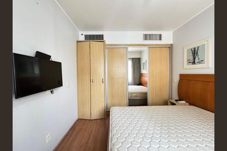 Quarto de apartamento à venda com 1 quarto, 69m² em Moema, São Paulo