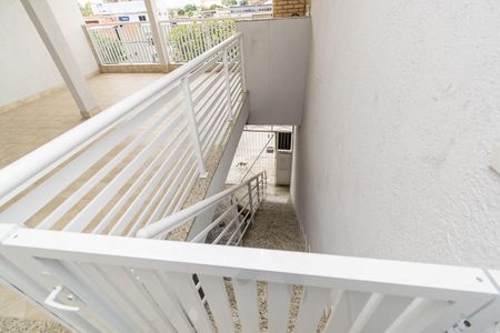 Apartamento para alugar com 104m², 3 quartos e 1 vaga Apartamento para alugar com 104m², 3 quartos e 1 vagaEscada