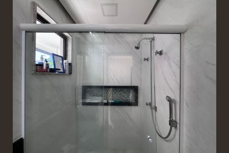 Casa de condomínio à venda com 350m², 6 quartos e 5 vagasSuíte 2 - Banheiro (canadense)