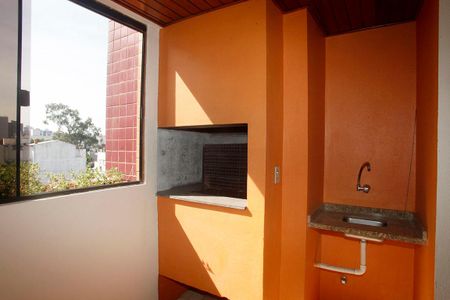 Varanda com Churrasqueira de apartamento para alugar com 2 quartos, 73m² em Santana, Porto Alegre