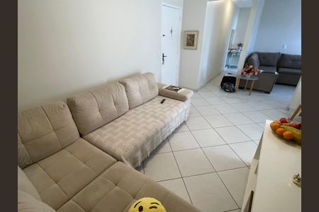 Apartamento à venda com 64m², 2 quartos e 1 vaga Apartamento à venda com 64m², 2 quartos e 1 vagaSala