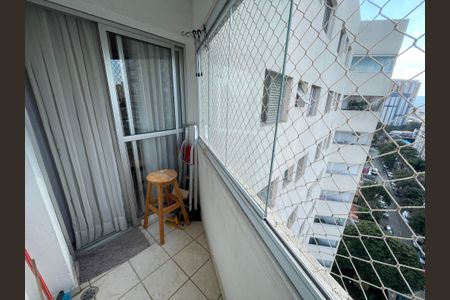 Apartamento à venda com 64m², 2 quartos e 1 vaga Apartamento à venda com 64m², 2 quartos e 1 vagaSacada