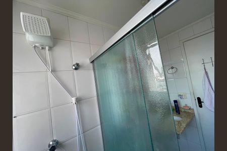 Apartamento à venda com 64m², 2 quartos e 1 vaga Apartamento à venda com 64m², 2 quartos e 1 vagaBanheiro