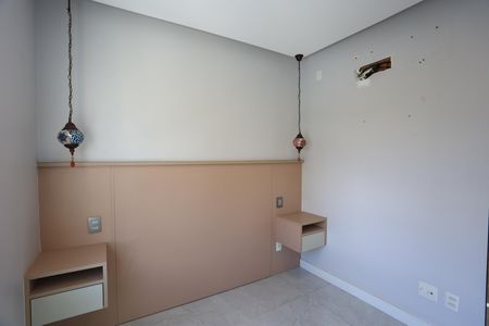 Apartamento à venda com 60m², 2 quartos e 2 vagasSuíte