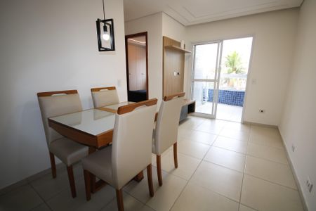 Sala de apartamento para alugar com 2 quartos, 60m² em Guilhermina, Praia Grande