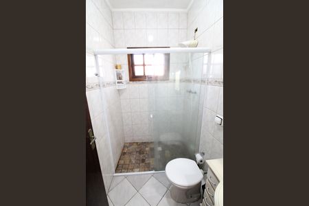 Casa para alugar com 165m², 3 quartos e 2 vagasBanheiro 2