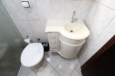 Casa para alugar com 165m², 3 quartos e 2 vagasBanheiro 2