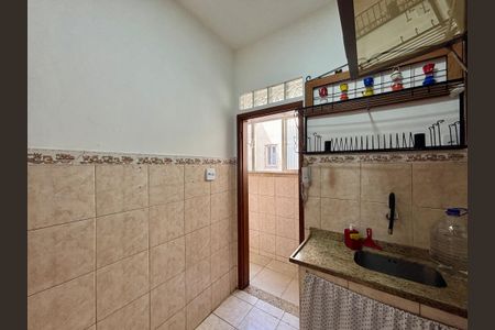 Apartamento à venda com 60m², 2 quartos e sem vagaCozinha