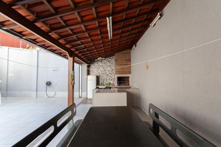 Casa à venda com 370m², 4 quartos e 2 vagasEspaço Gourmet