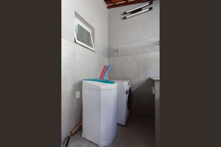 Casa à venda com 370m², 4 quartos e 2 vagasÁrea de Serviço