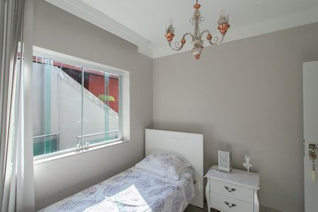 Casa à venda com 370m², 4 quartos e 2 vagasQuarto 2