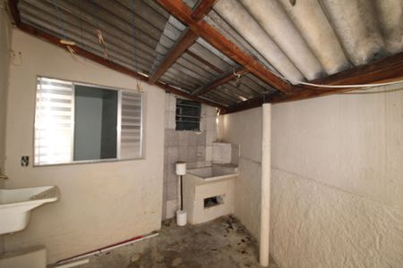 Casa para alugar com 30m², 1 quarto e sem vagaÁrea de Serviço