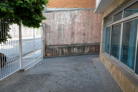 Casa para alugar com 130m², 2 quartos e 2 vagas Casa para alugar com 130m², 2 quartos e 2 vagasGaragem