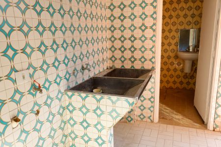 Casa para alugar com 130m², 2 quartos e 2 vagas Casa para alugar com 130m², 2 quartos e 2 vagasÁrea de Serviço