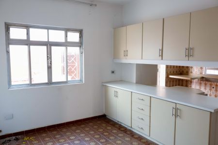 Casa para alugar com 130m², 2 quartos e 2 vagas Casa para alugar com 130m², 2 quartos e 2 vagasCozinha