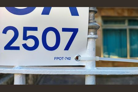 Placa de casa para alugar com 2 quartos, 130m² em Vila Campesina, Osasco