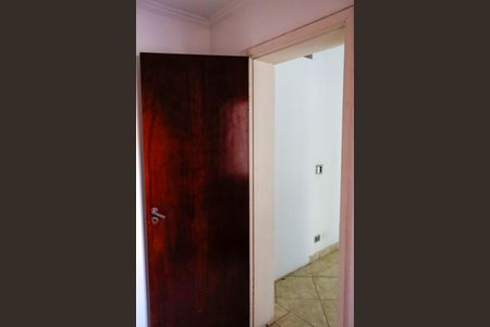 Casa para alugar com 130m², 2 quartos e 2 vagas Casa para alugar com 130m², 2 quartos e 2 vagasQuarto 1