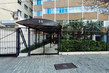 Apartamento para alugar com 70m², 2 quartos e 1 vagaFachada