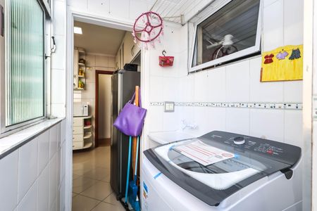 Apartamento para alugar com 70m², 2 quartos e 1 vagaÁrea de Serviço