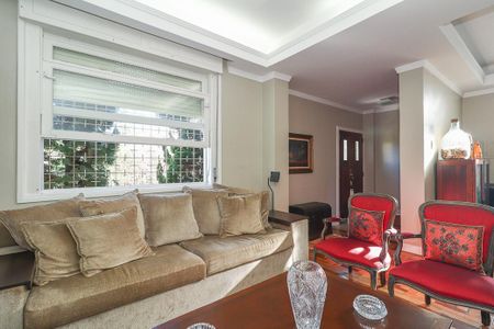 Sala de casa à venda com 3 quartos, 490m² em Petrópolis, Porto Alegre