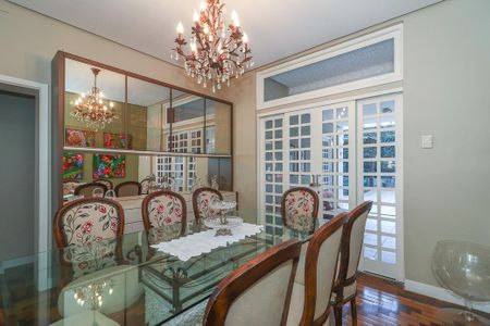 Casa à venda com 490m², 3 quartos e 1 vagaSala