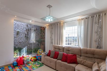 Sala de estar de casa à venda com 3 quartos, 276m² em Campanário, Diadema