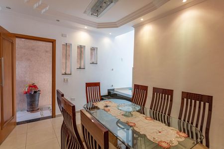 Casa à venda com 276m², 3 quartos e 2 vagas Casa à venda com 276m², 3 quartos e 2 vagasSala de jantar