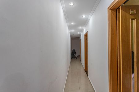 Casa à venda com 276m², 3 quartos e 2 vagas Casa à venda com 276m², 3 quartos e 2 vagasCorredor