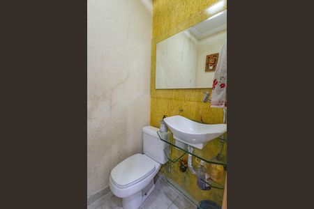 Casa à venda com 276m², 3 quartos e 2 vagas Casa à venda com 276m², 3 quartos e 2 vagasLavabo