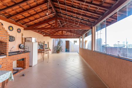 Casa à venda com 276m², 3 quartos e 2 vagas Casa à venda com 276m², 3 quartos e 2 vagasÁrea Externa