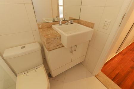 Casa de condomínio à venda com 266m², 4 quartos e 2 vagasBanheiro da Suíte 3