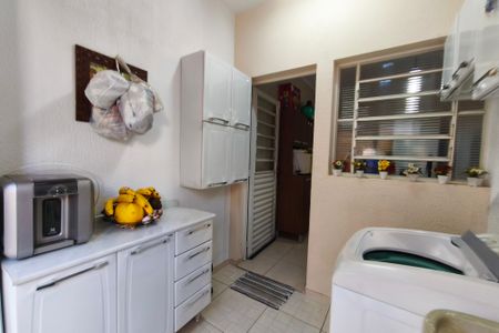 Casa à venda com 107m², 2 quartos e 1 vagaÁrea de Serviço