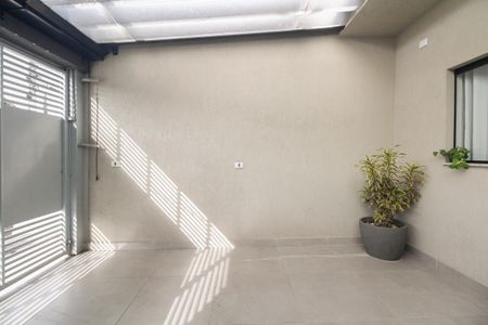 Casa para alugar com 80m², 2 quartos e 2 vagas Casa para alugar com 80m², 2 quartos e 2 vagasGaragem