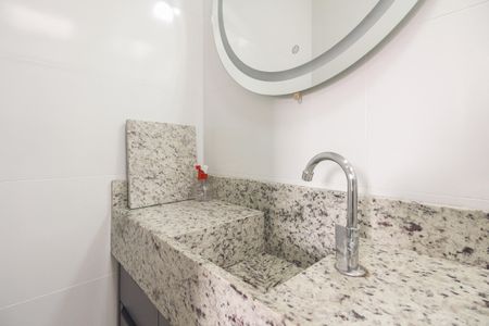 Casa para alugar com 80m², 2 quartos e 2 vagas Casa para alugar com 80m², 2 quartos e 2 vagasBanheiro Suíte 1